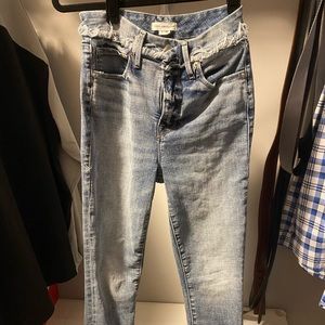 Good American jeans size 2/26